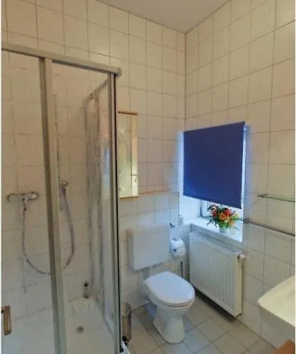 Gaststube Zum Amtskrug Гостевой дом Зальцгиттер